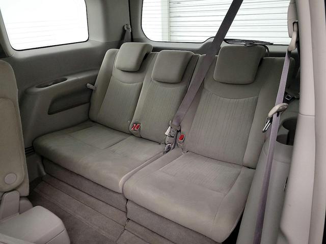 Photo of 2015 Silver Nissan Quest