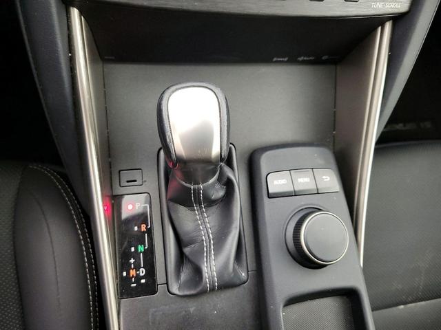 Photo of 2019 White Lexus IS 300