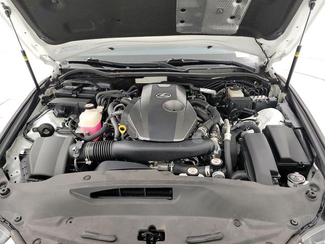 Photo of 2019 White Lexus IS 300