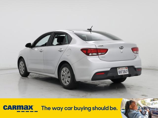 Photo of 2019 Silver Kia Rio