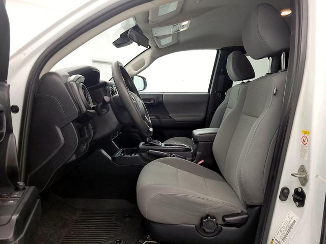 Photo of 2019 White Toyota Tacoma