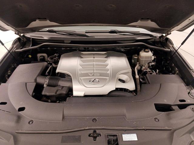 Photo of 2019 Gray Lexus LX 570