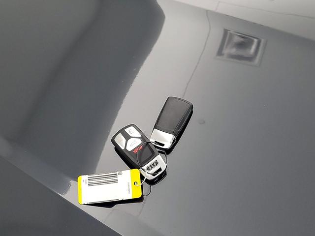 Photo of 2018 Gray Audi A5