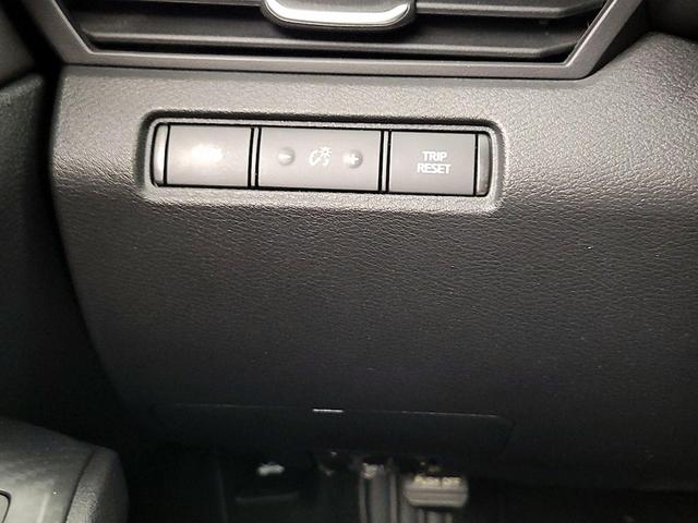 Photo of 2020 White Nissan Altima