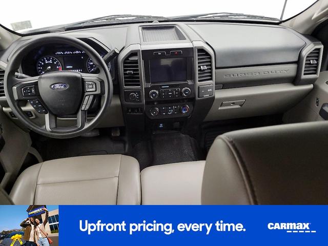 Photo of 2021 White Ford F-250