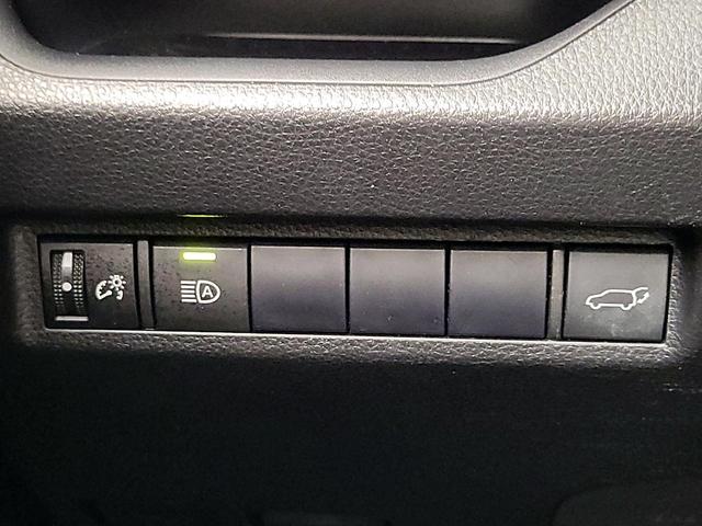 Photo of 2019 Black Toyota RAV4