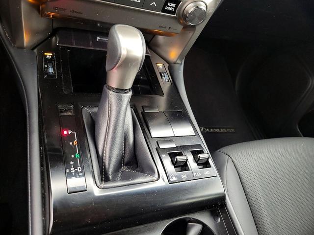 Photo of 2021 Silver Lexus GX 460
