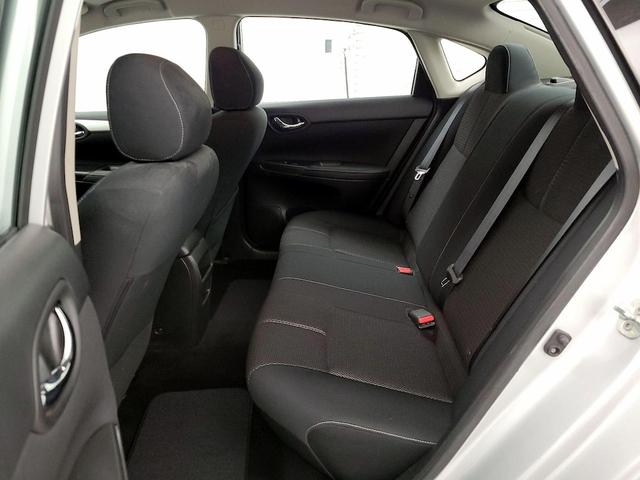 Photo of 2017 Silver Nissan Sentra