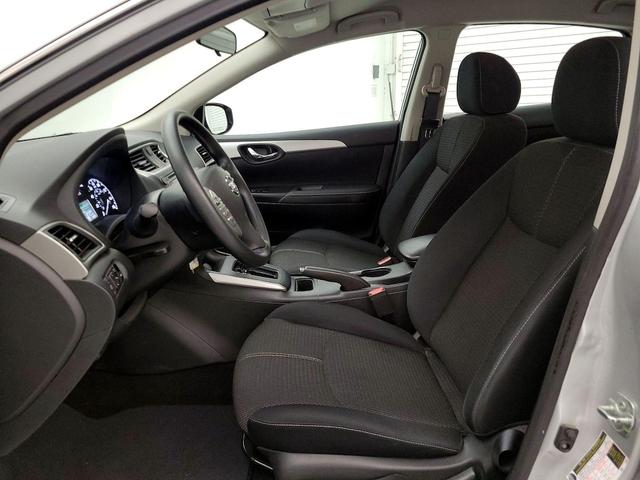 Photo of 2017 Silver Nissan Sentra
