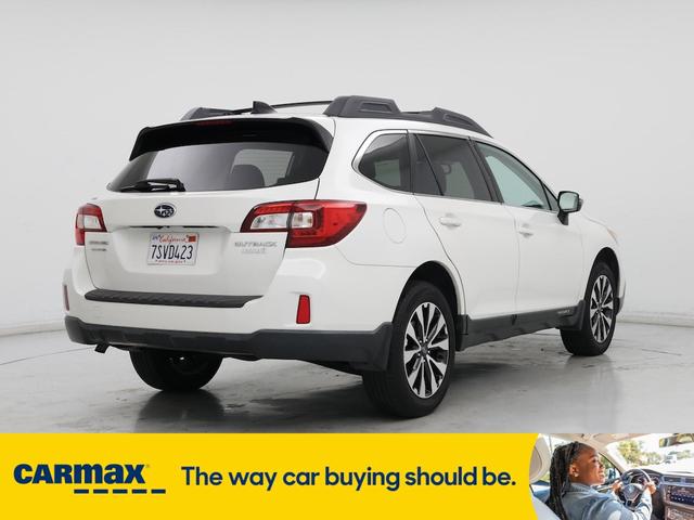 Photo of 2016 White Subaru Outback