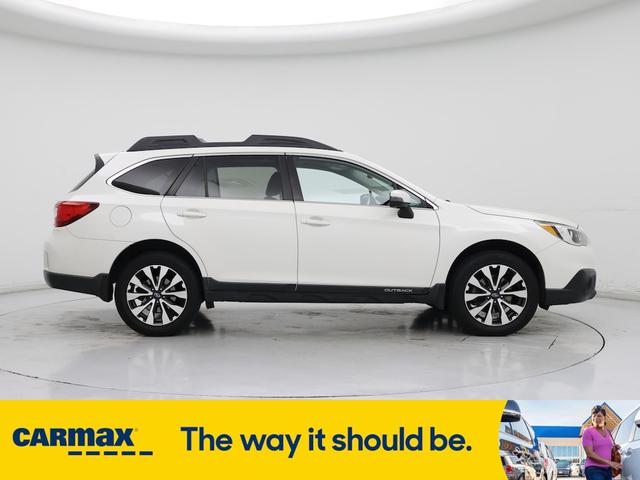 Photo of 2016 White Subaru Outback