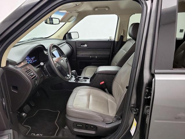 Photo of 2019 Gray Ford Flex