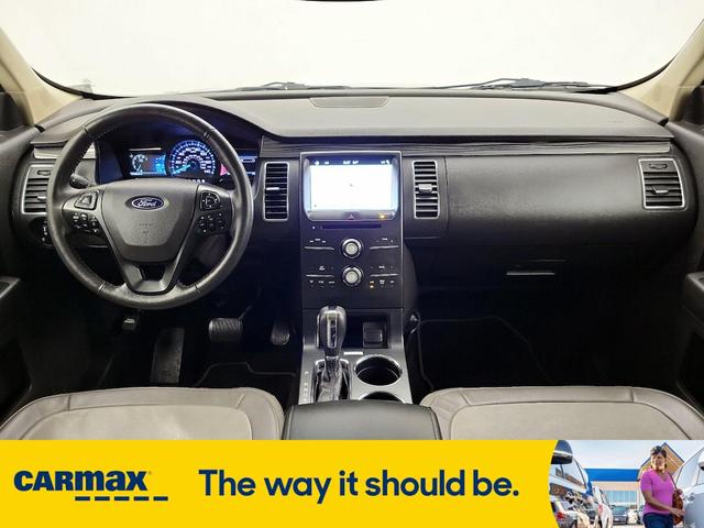 Photo of 2019 Gray Ford Flex