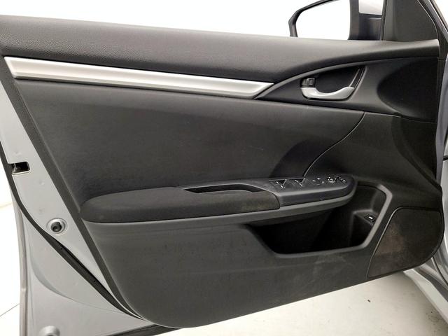 Photo of 2019 Gray Honda Civic