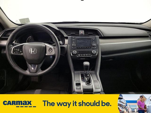 Photo of 2019 Gray Honda Civic