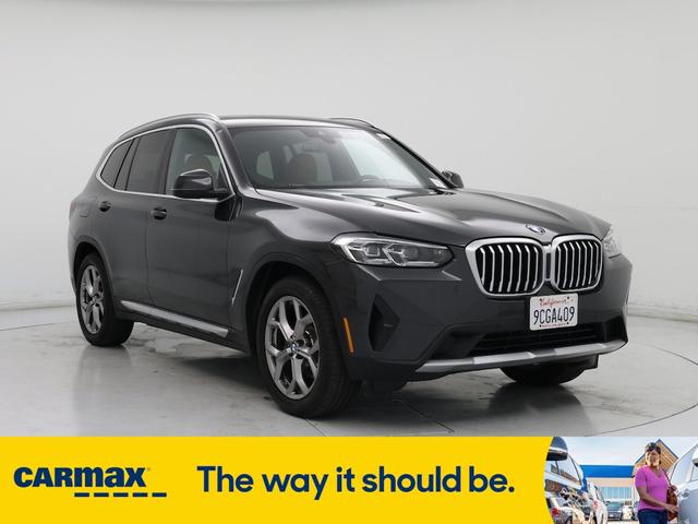 Photo of 2022 Gray BMW X3