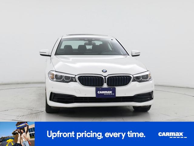 Photo of 2019 White BMW 530e