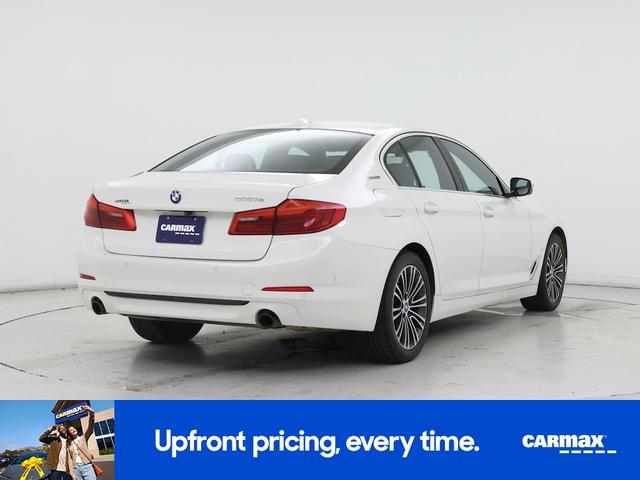 Photo of 2019 White BMW 530e
