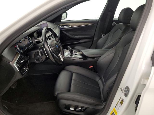 Photo of 2019 White BMW 530e