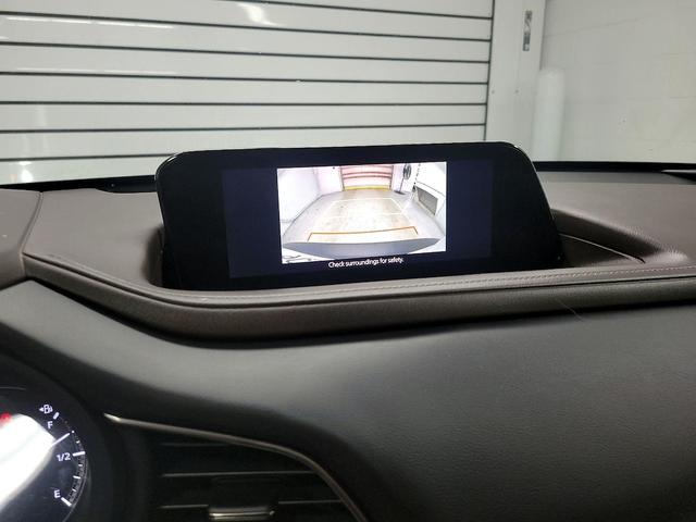 Photo of 2022 White Mazda CX-30