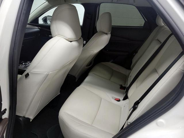 Photo of 2022 White Mazda CX-30