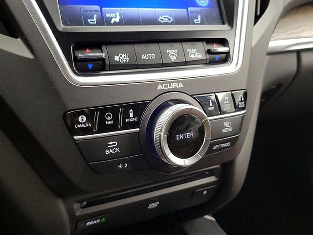 Photo of 2017 Brown Acura MDX