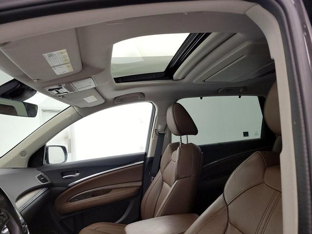Photo of 2017 Brown Acura MDX