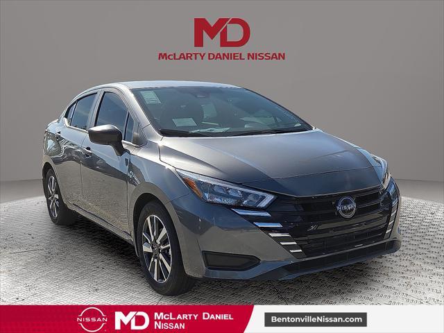 Photo of 2025 Gun Metallic Nissan Versa