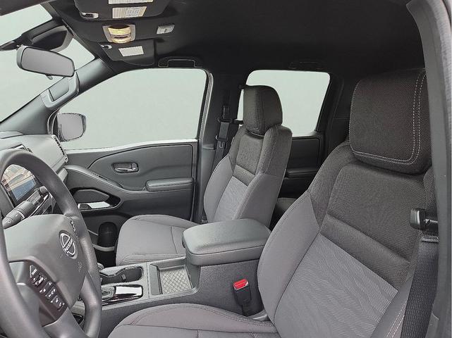 Photo of 2023 Super Black Nissan Frontier