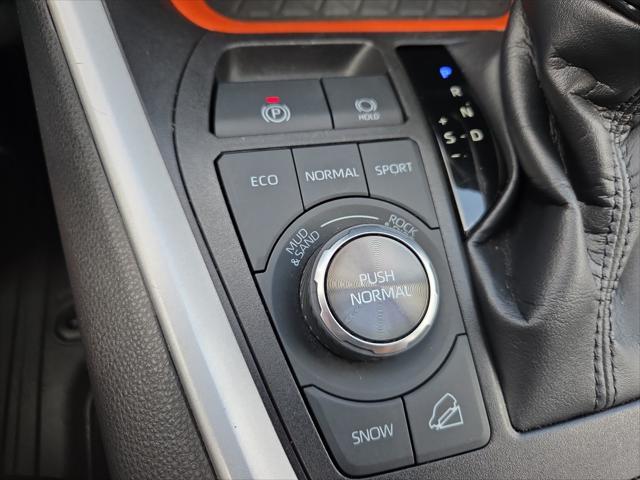 Photo of 2023 Ruby Flare Pearl Toyota RAV4