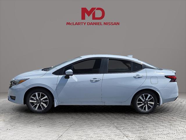 Photo of 2025 Gray Sky Pearl Nissan Versa