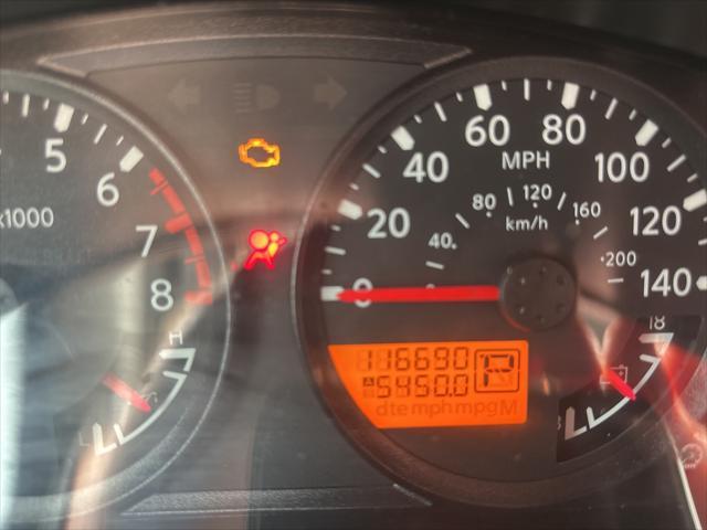 Photo of 2012 Gray Nissan Xterra