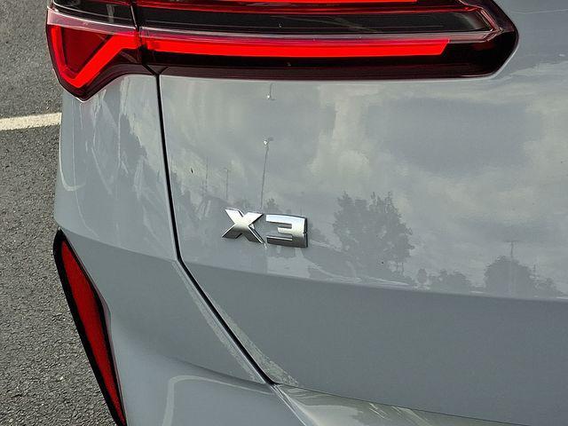 Photo of 2025 Gray Metallic BMW X3