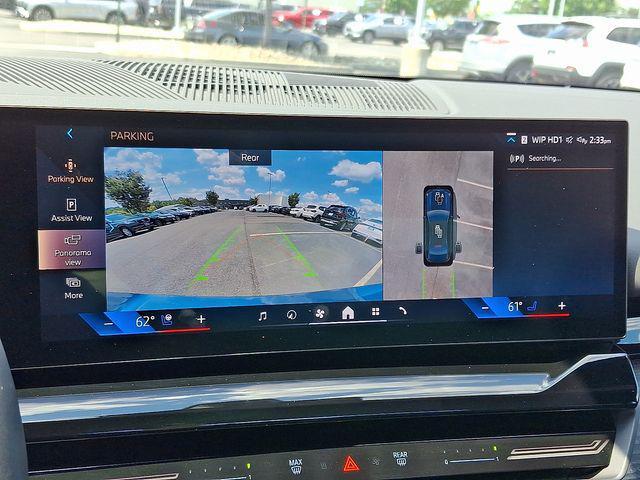 Photo of 2025 Blue Metallic BMW 530