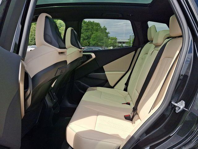 Photo of 2025 Black Sapphire Metallic BMW X3