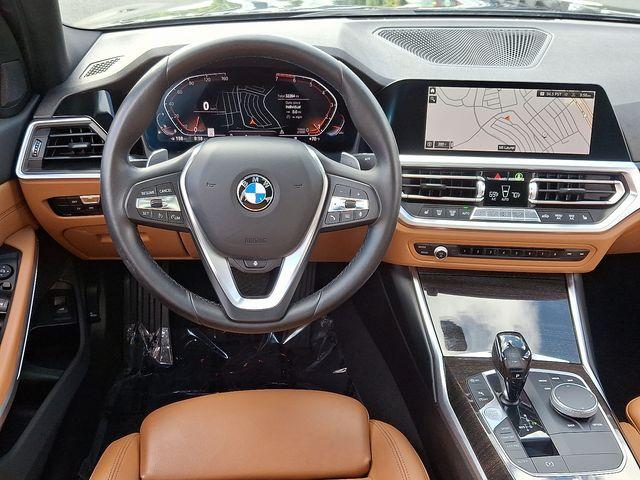 Photo of 2020 Jet Black BMW 330