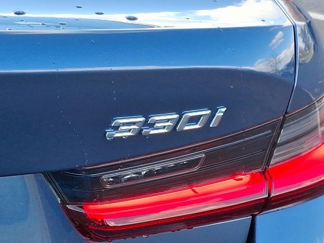 Photo of 2025 Blue Metallic BMW 330