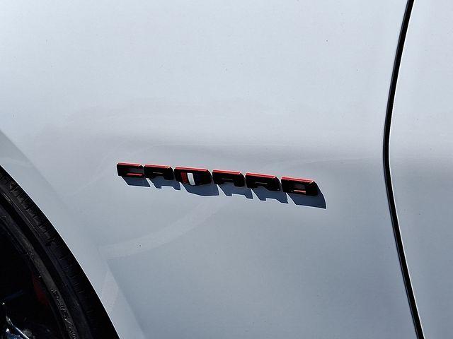 Photo of 2021 Summit White Chevrolet Camaro