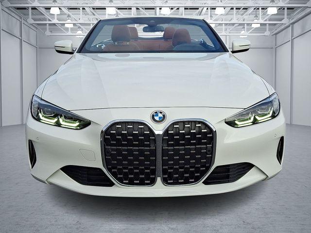 Photo of 2023 Alpine White BMW 430