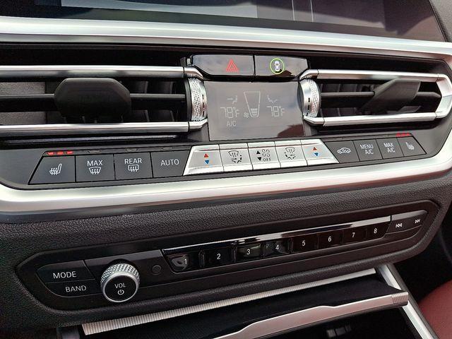 Photo of 2023 Alpine White BMW 430