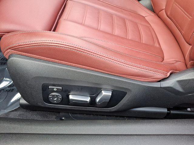 Photo of 2023 Alpine White BMW 430