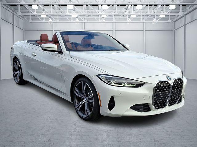 Photo of 2023 Alpine White BMW 430