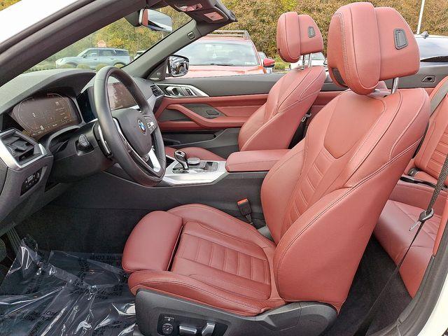 Photo of 2023 Alpine White BMW 430