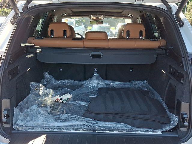 Photo of 2025 White Metallic BMW X5
