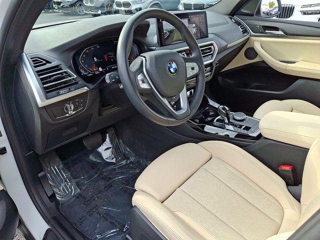 Photo of 2024 White Metallic BMW X3