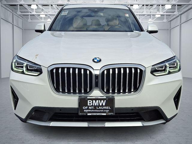 Photo of 2024 White Metallic BMW X3