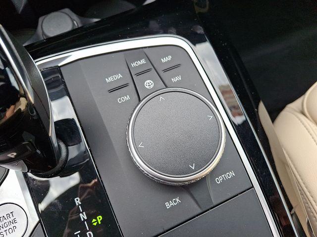 Photo of 2024 White Metallic BMW X3
