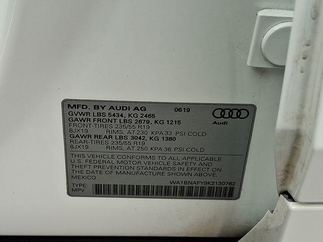 Photo of 2019 Ibis White Audi Q5
