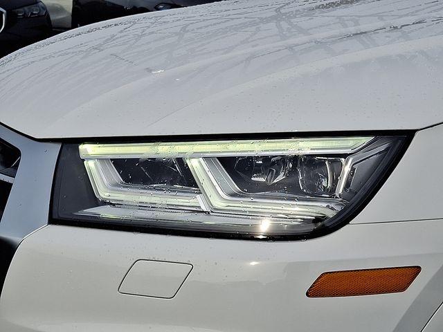 Photo of 2019 Ibis White Audi Q5