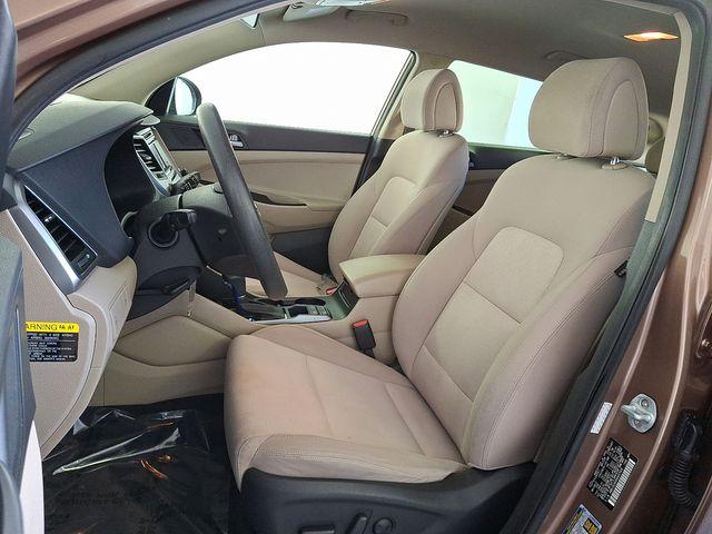 Photo of 2017 Mojave Sand Hyundai TUCSON